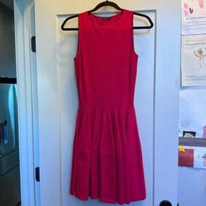 Alexander McQueen Scoop Neck Midi Length Dress